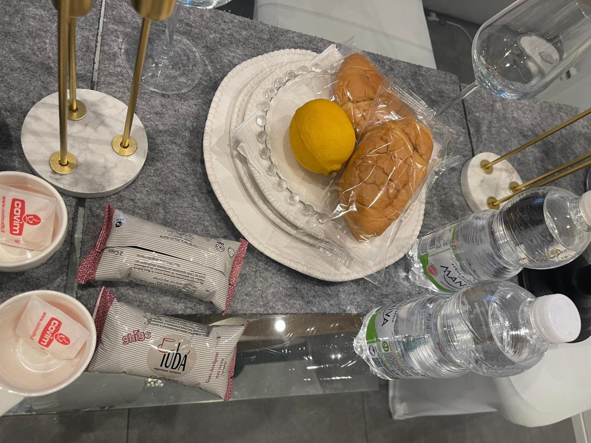 Decoluxe !Apartamento Con 1 Camera Da Letto , In Zona San Paolo , Via Martiniana 토리노 외부 사진